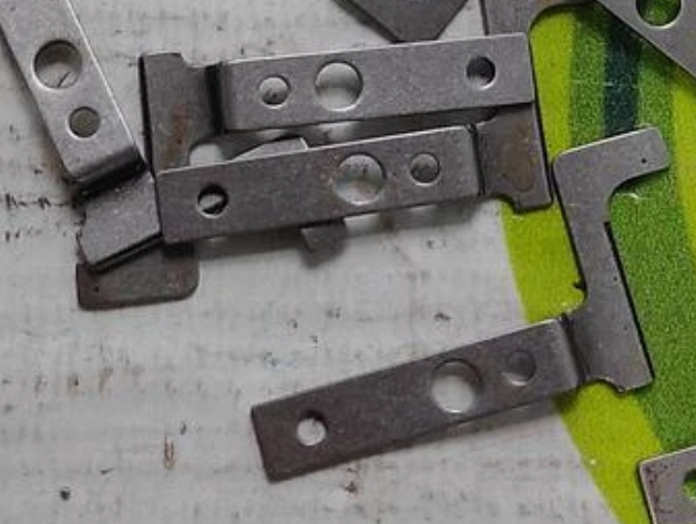 44426701 Pusher Lower 