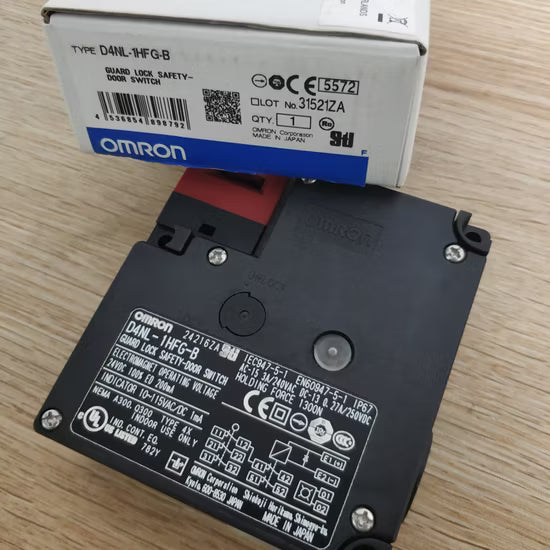 D4NL-1HFG-B Omron Safety Door Switch