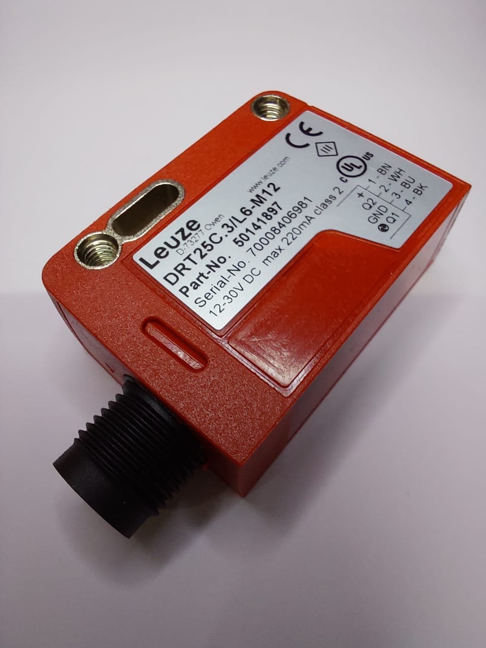 DRT25C.3/L6-M12 LEUZE Dynamic Reference Diffuse Sensor
