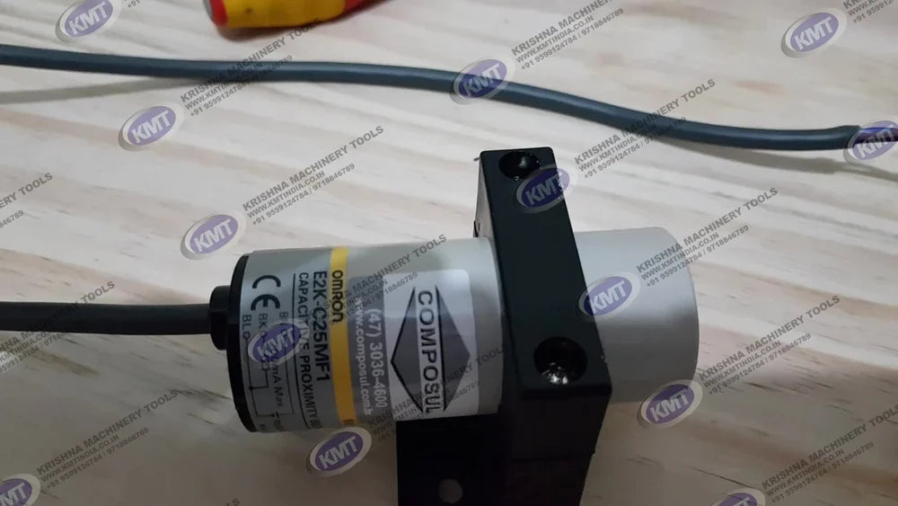 E2K-C25ME2 Omron Proximity Switch