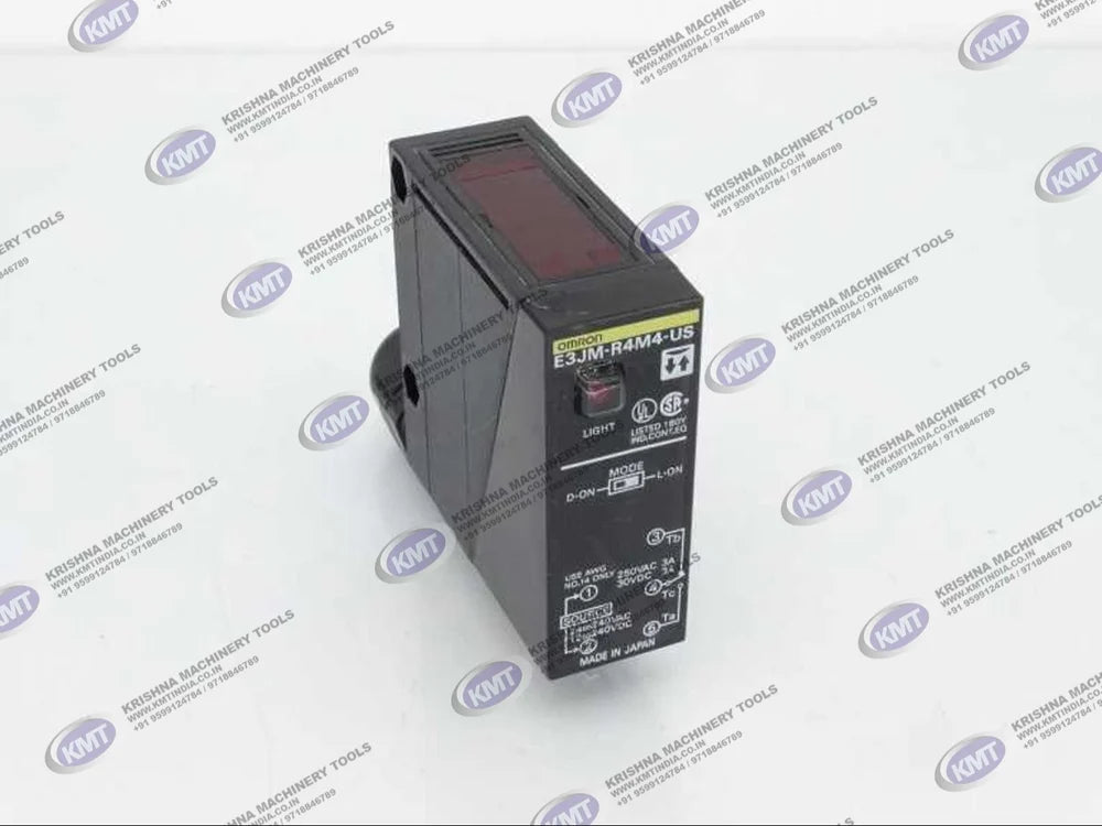 E3JM-R4M4-US Omron Photoelectric Sensor