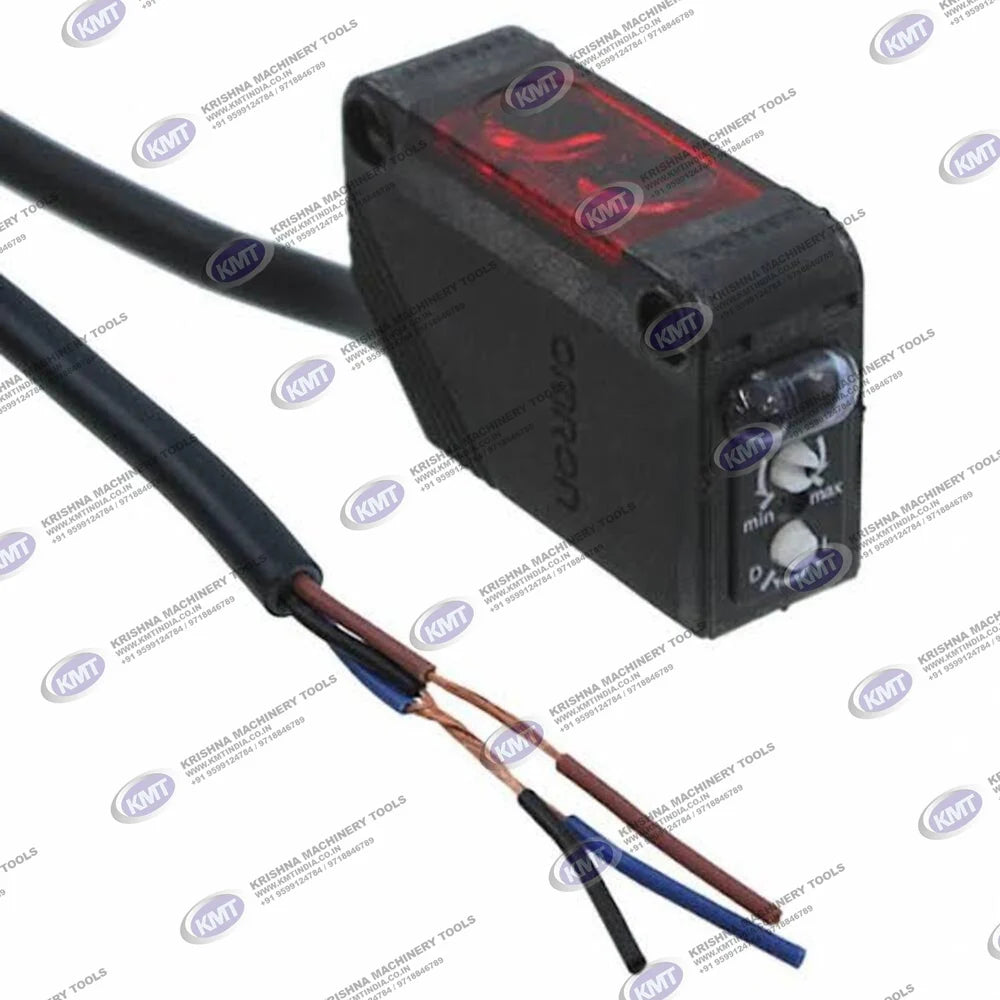 E3Z-D81 Omron Photoelectric Sensor