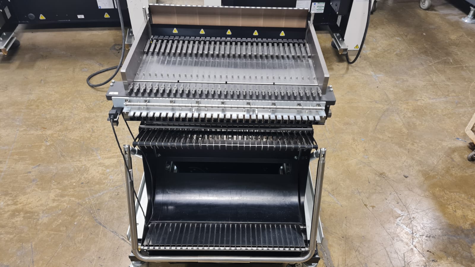 NPM-W Feeder Cart N610118830AA
