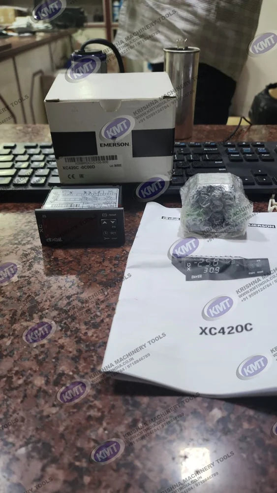 XC420C Temperature Controller 