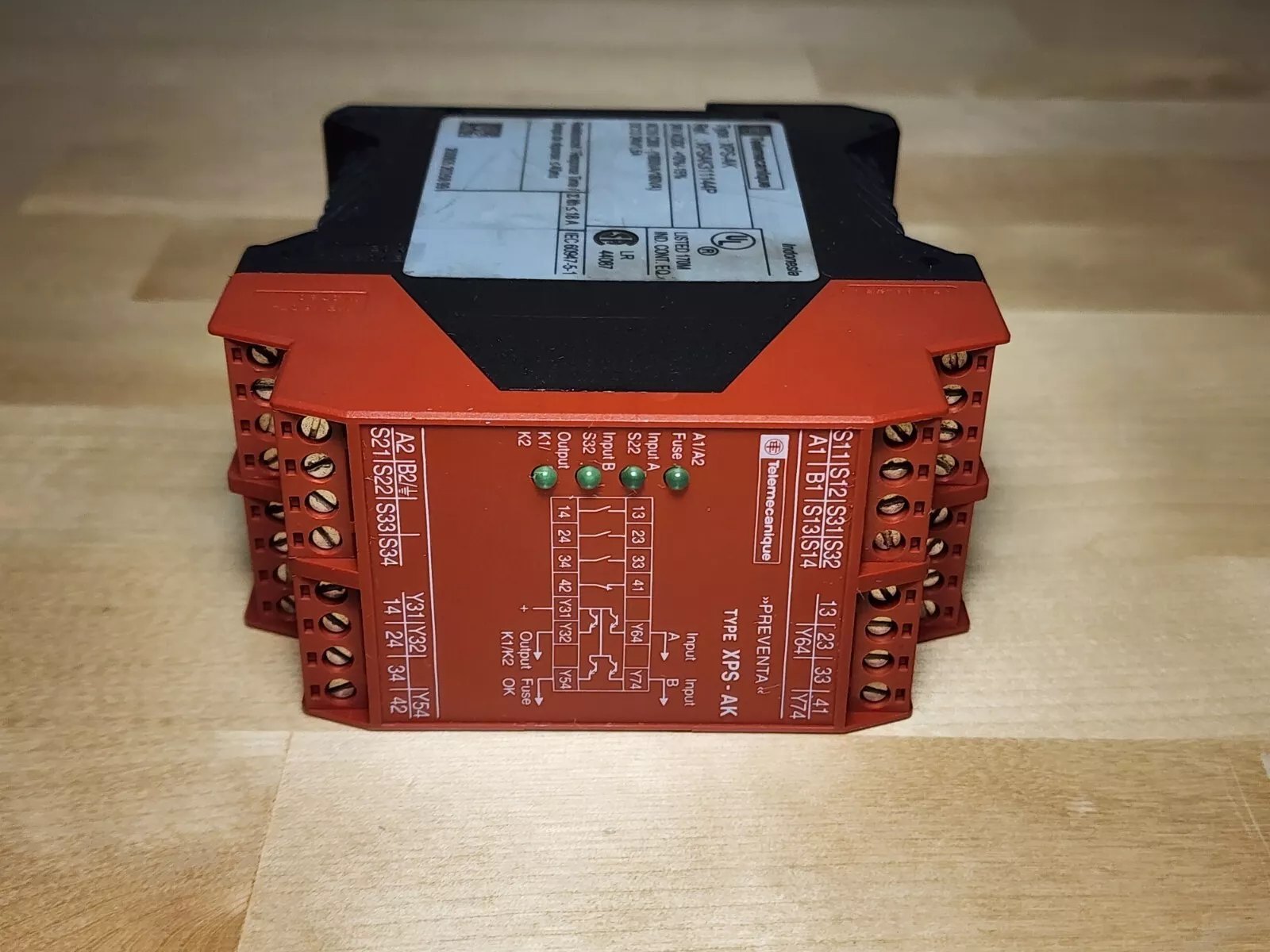 "XPSAK311144 Schneider Electric Safety Relay | Industrial Automation Safety Device