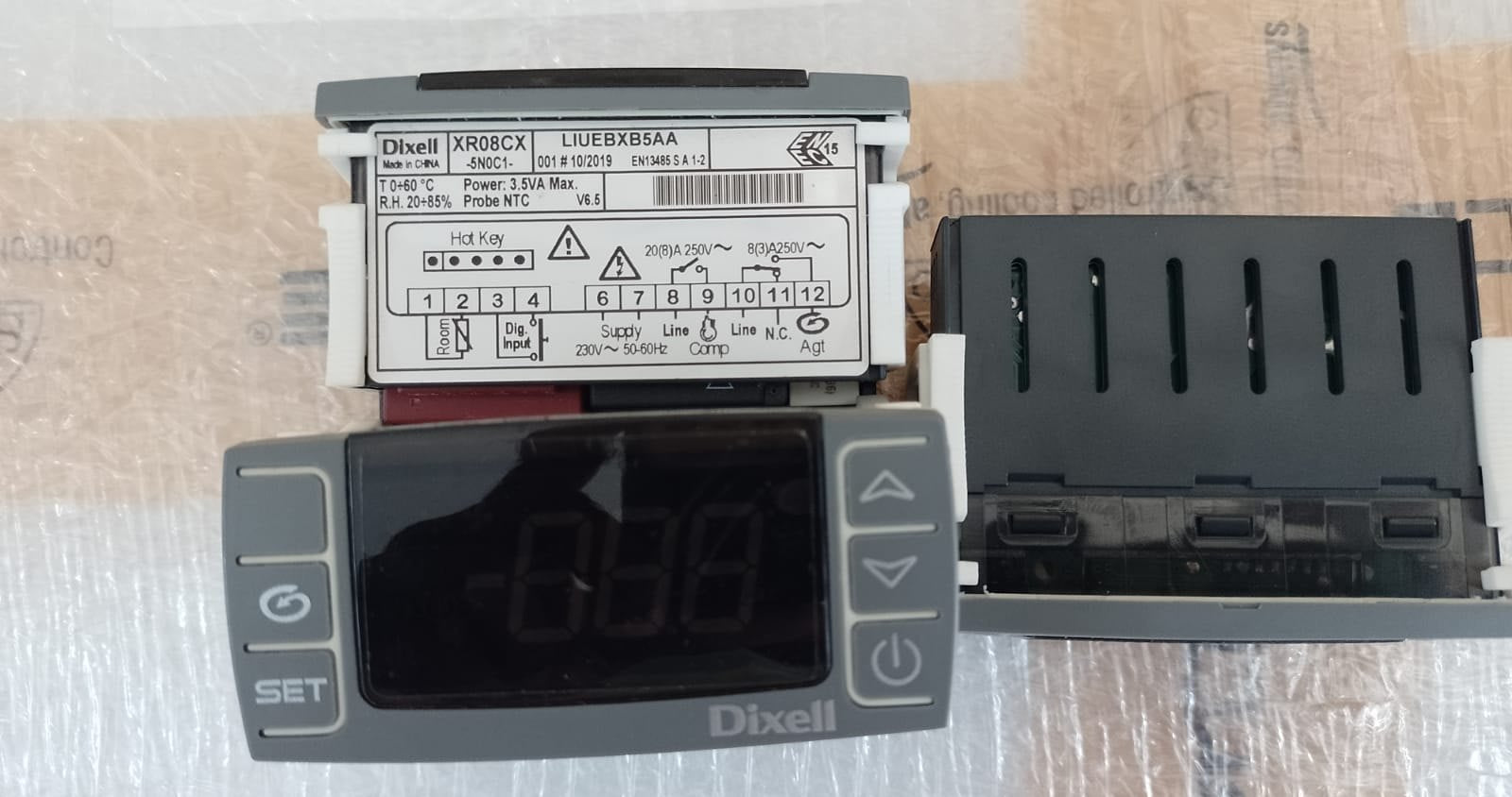 XR08CX Dixell Temperature Controller | Digital Temperature Controller |