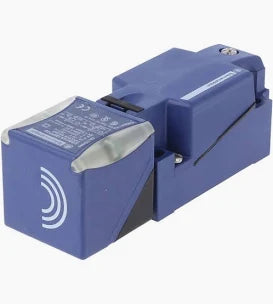 XS8C4A1MPP20 Telemecanique Inductive Proximity Sensor 